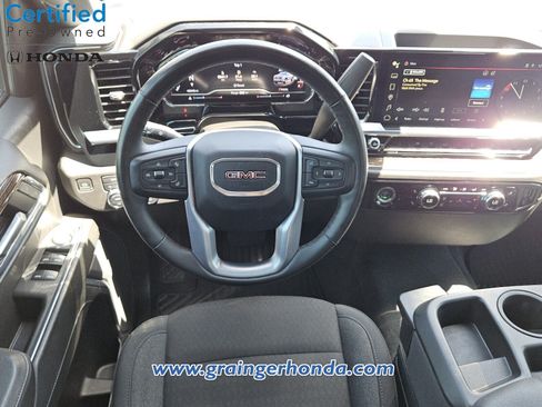Used 2024 GMC Sierra 1500 Elevation AWD/4WD image 12