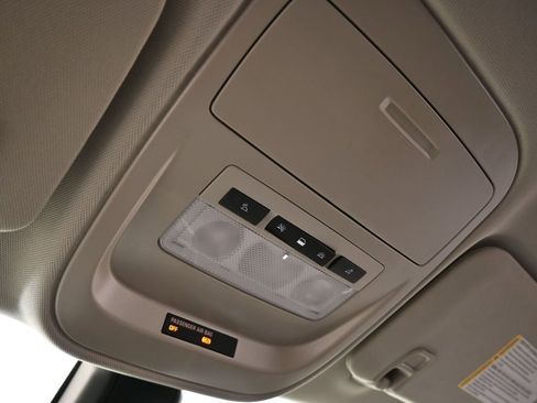 Used 2022 Chevrolet Colorado ZR2 image 21