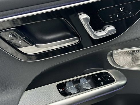 Certified 2025 Mercedes-Benz GLC 300 4MATIC image 16