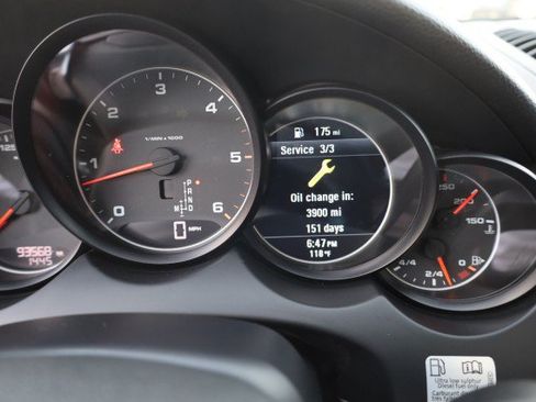 Used 2013 Porsche Cayenne Diesel AWD/4WD image 30
