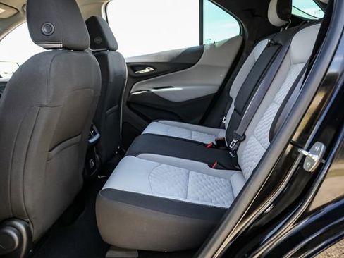 Used 2020 Chevrolet Equinox LS image 27