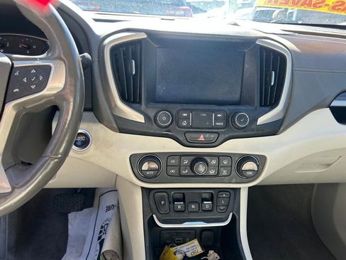 Used 2020 GMC Terrain Denali w/ Denali Premium Package image 16