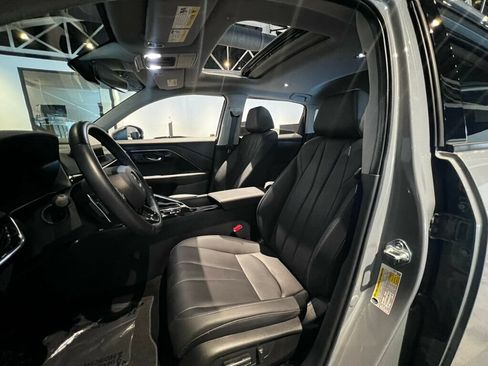 Used 2025 Acura ADX AWD image 16