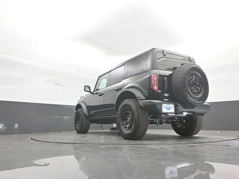 New 2026 Ford Bronco Badlands w/ Sasquatch Package image 32