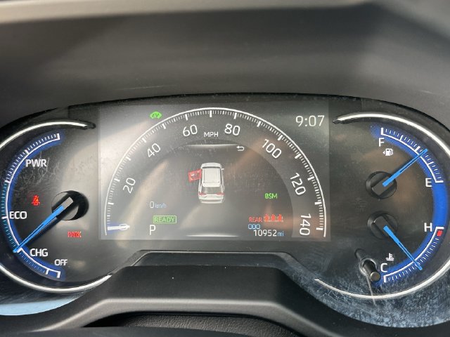 Certified 2023 Toyota RAV4 XLE Premium AWD/4WD image 15