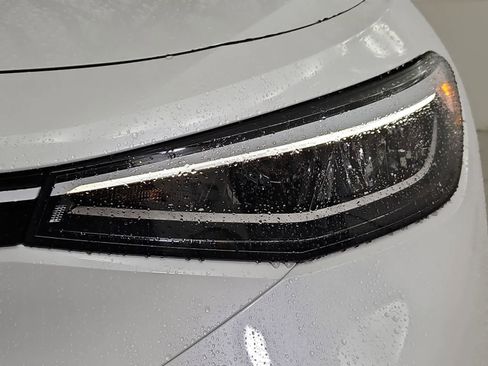 New 2026 Volkswagen ID.4 Pro image 10