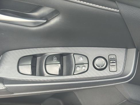 Certified 2020 Nissan Sentra S image 17