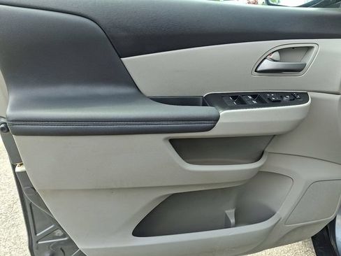 Used 2013 Honda Odyssey EX-L image 14