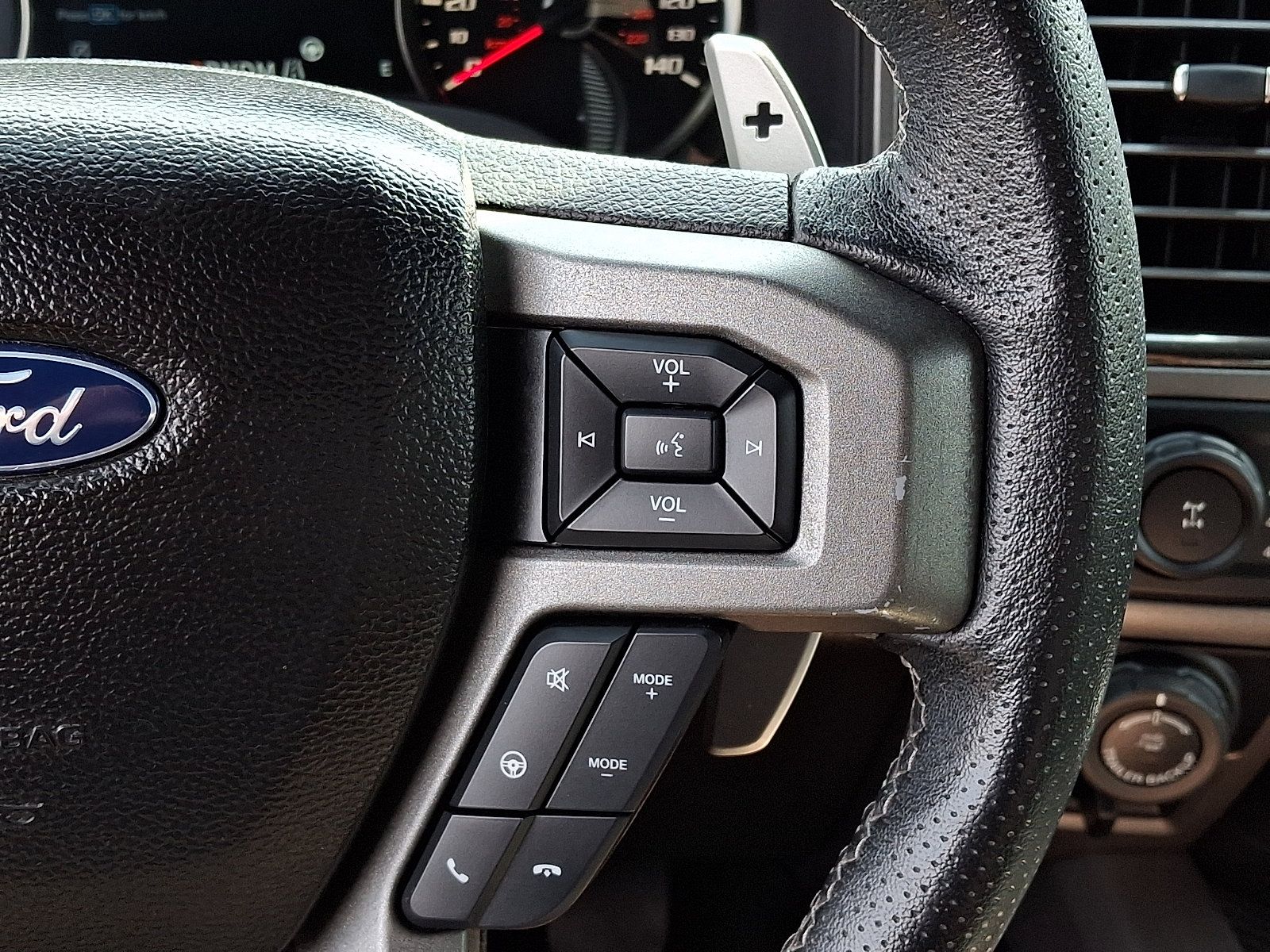 Used 2018 Ford F150 Raptor w/ Equipment Group 802A Luxury AWD/4WD image 24