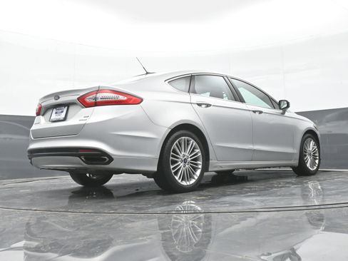 Used 2014 Ford Fusion SE w/ Equipment Group 202A image 43