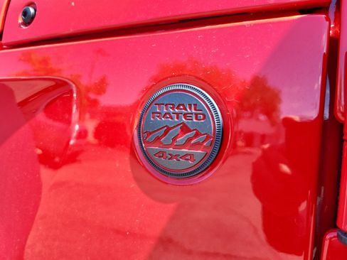 New 2025 Jeep Gladiator Rubicon w/ Convenience Group image 24