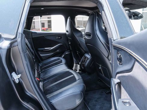 Used 2023 Aston Martin DBX AWD/4WD image 30
