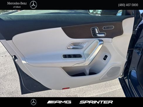 Used 2021 Mercedes-Benz A 220 image 10