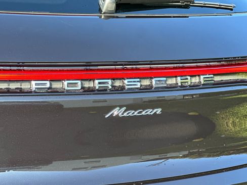 New 2026 Porsche Macan AWD/4WD image 31
