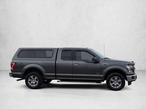 Used 2017 Ford F150 XLT w/ Equipment Group 302A Luxury image 4