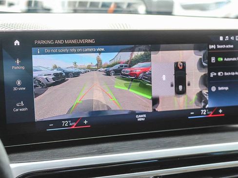 Used 2024 BMW 330i xDrive Sedan w/ Premium Package image 31