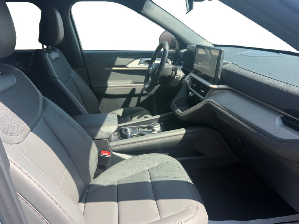 New 2027 Ford Explorer Active w/ Active Comfort Package AWD/4WD image 31