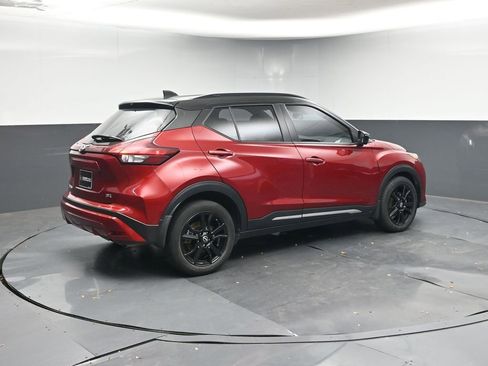 Used 2023 Nissan Kicks SR w/ SR Premium Package image 5