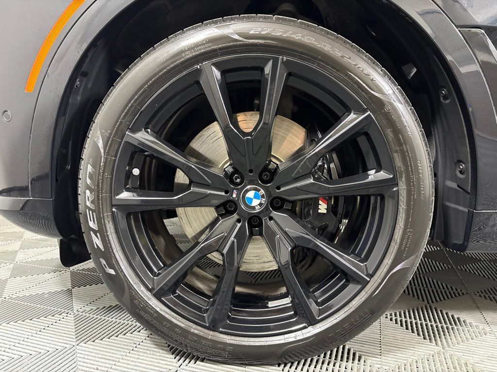 Certified 2024 BMW X7 xDrive40i w/ Executive Package AWD/4WD image 8