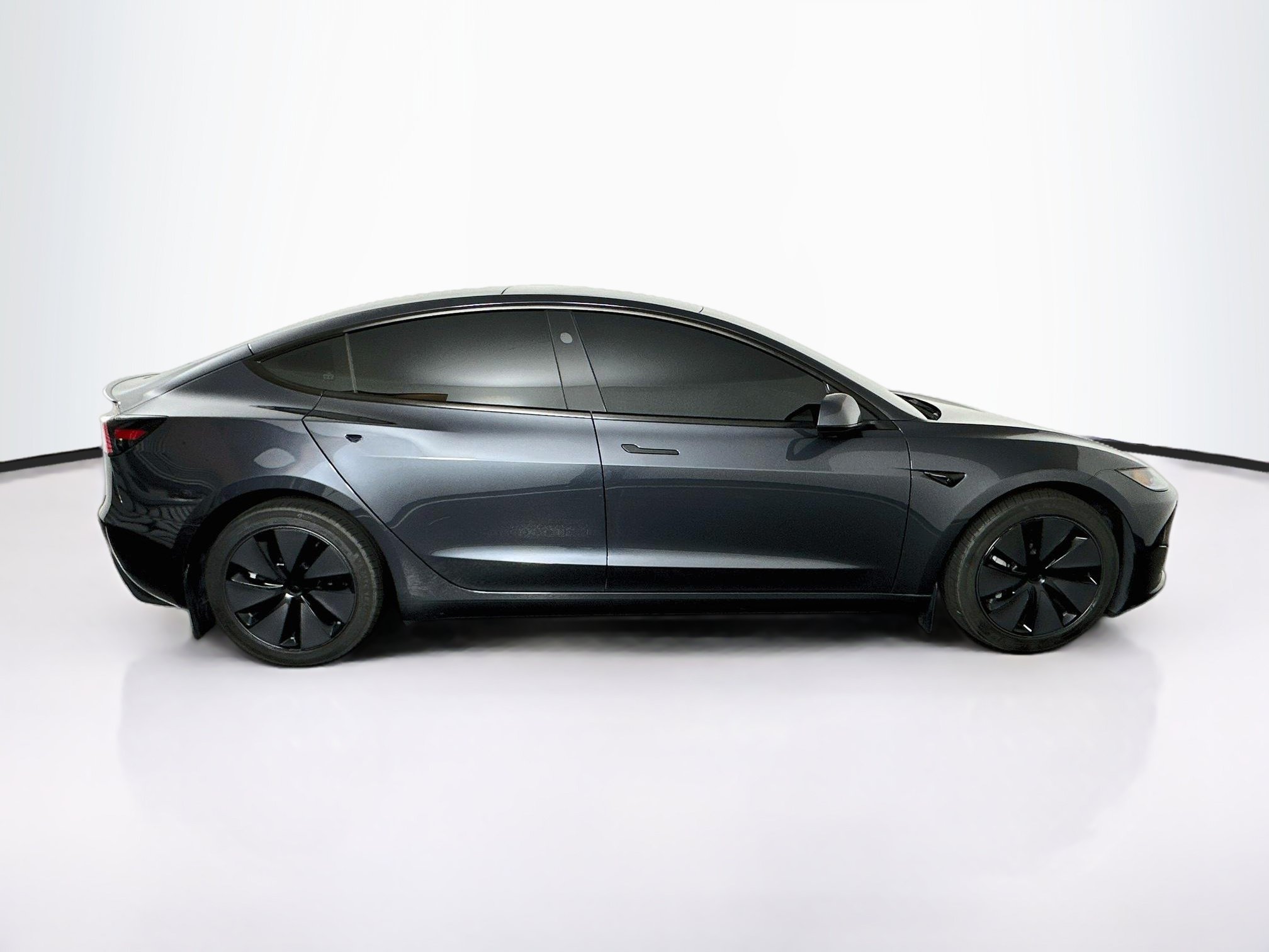 Used 2025 Tesla Model 3 Long Range RWD image 10