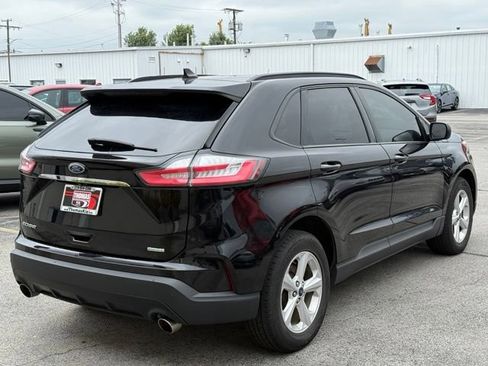 Used 2020 Ford Edge SE FWD image 13