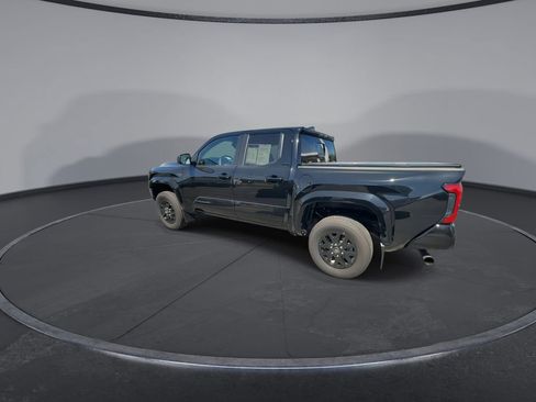 Used 2024 Toyota Tacoma SR5 AWD/4WD image 4