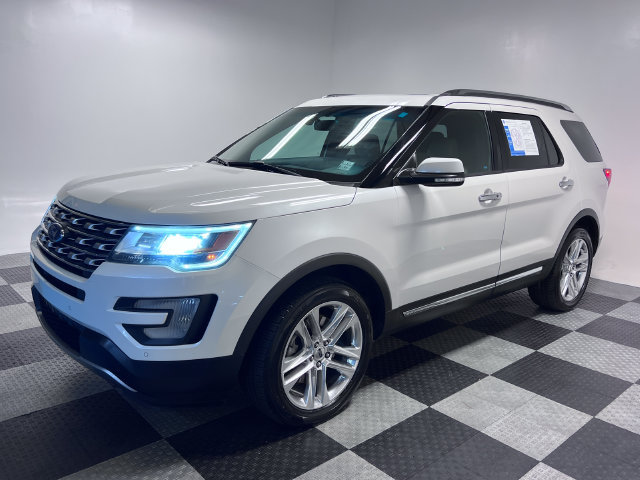 Used 2016 Ford Explorer Limited FWD image 3