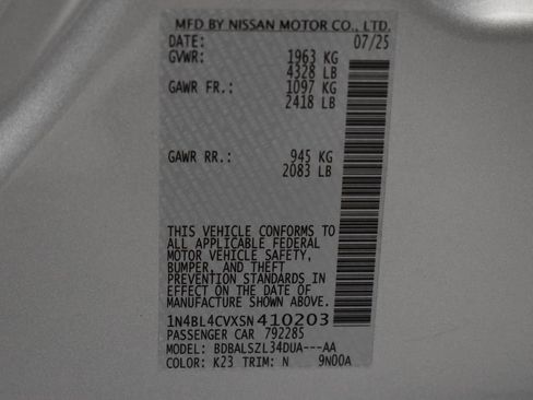 Used 2025 Nissan Altima 2.5 SR FWD image 39