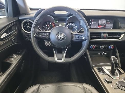 Used 2021 Alfa Romeo Stelvio Ti AWD/4WD image 16