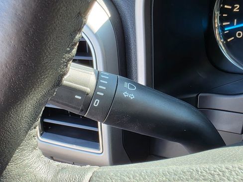 Used 2017 Ford F150 Lariat image 40