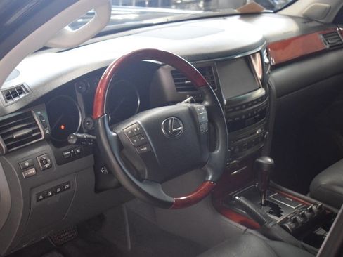 Used 2008 Lexus LX 570 4WD image 36