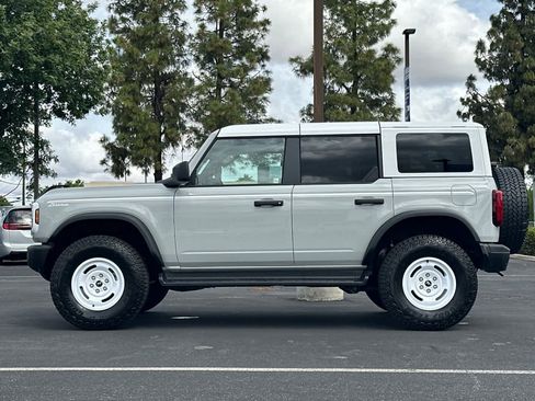 New 2026 Ford Bronco Heritage Edition AWD/4WD image 5
