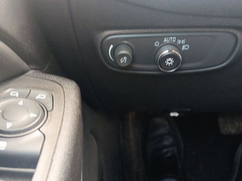 Used 2024 Chevrolet Equinox LT image 22