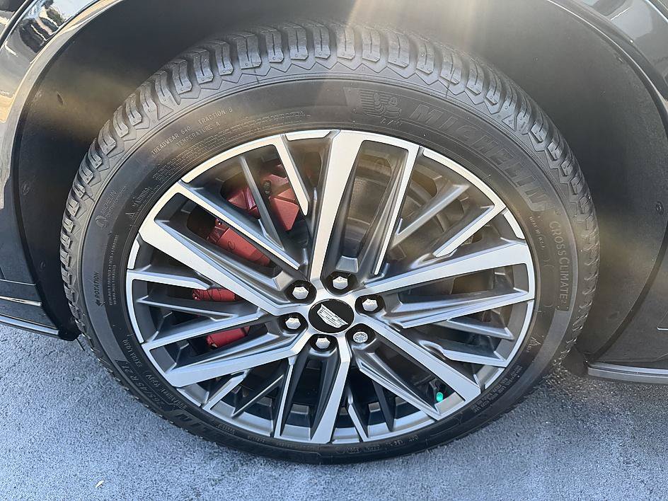Used 2023 Cadillac XT6 Sport w/ Platinum Package AWD/4WD image 27