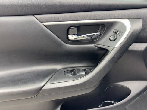 Used 2016 Nissan Altima 2.5 S w/ Power Driver Seat Package FWD image 33