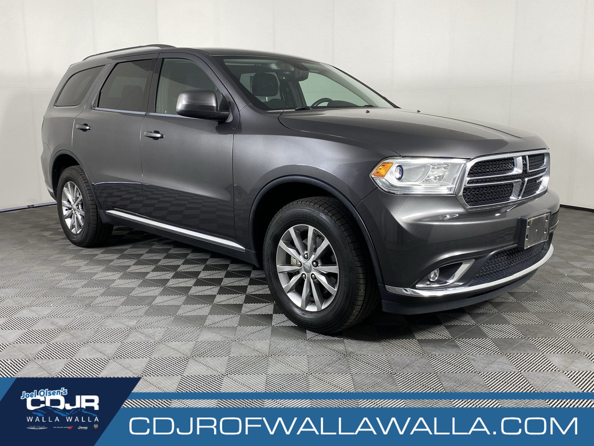 Used 2017 Dodge Durango SXT w/ Quick Order Package 23B AWD/4WD image 1