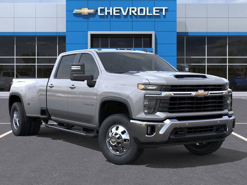 New 2026 Chevrolet Silverado 3500 LT w/ Safety Package image 7