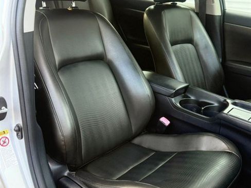 Used 2012 Lexus CT 200h Premium w/ Premium Audio Pkg FWD image 16