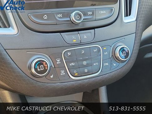 Used 2023 Chevrolet Malibu LT FWD image 19