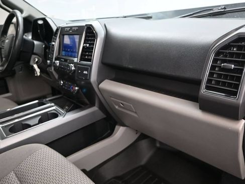 Used 2020 Ford F150 XLT w/ Equipment Group 302A Luxury AWD/4WD image 23