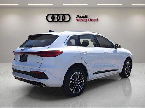 New 2026 Audi Q5 Premium Plus AWD/4WD image 5