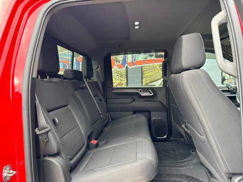 Used 2024 Chevrolet Silverado 2500 LT w/ Convenience Package AWD/4WD image 13