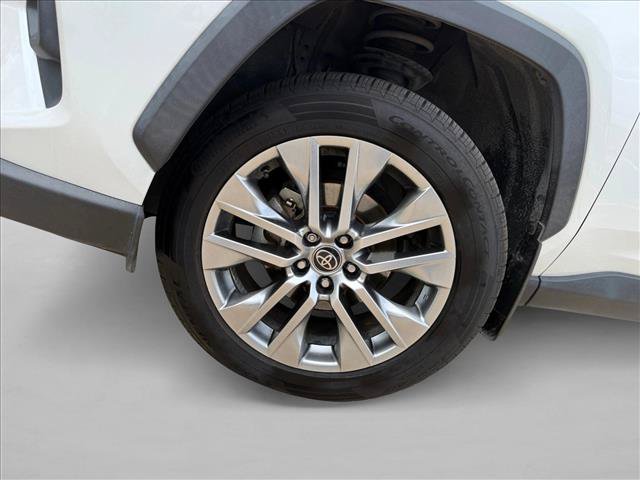 Used 2023 Toyota RAV4 XLE Premium FWD image 22