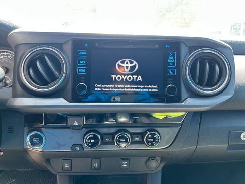 Used 2016 Toyota Tacoma TRD Off-Road w/ Towing Package RWD image 15