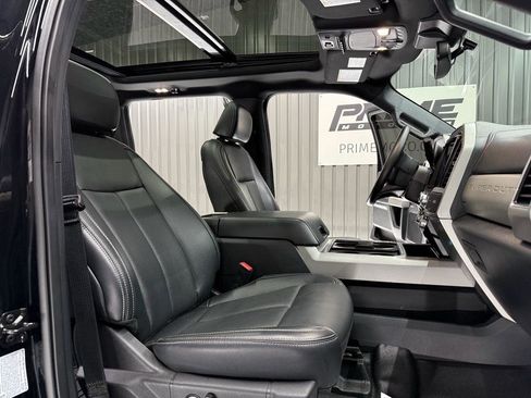 Used 2022 Ford F250 Lariat w/ Lariat Ultimate Package image 29