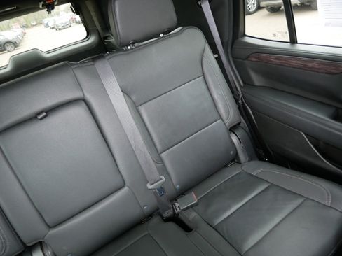 Used 2023 Chevrolet Tahoe LT AWD/4WD image 14