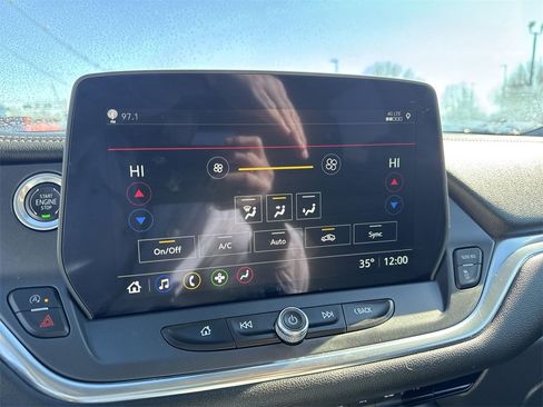 Used 2023 Chevrolet Blazer LT w/ Driver Confidence Package image 19