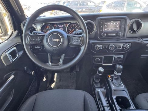Used 2019 Jeep Wrangler Unlimited Sport AWD/4WD image 26
