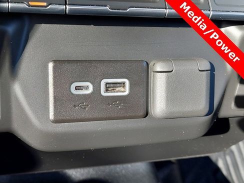 Used 2025 Chevrolet Silverado 1500 W/T w/ WT Value Package image 17