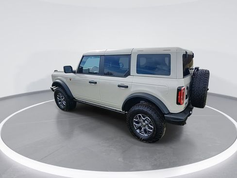 New 2025 Ford Bronco Badlands image 6